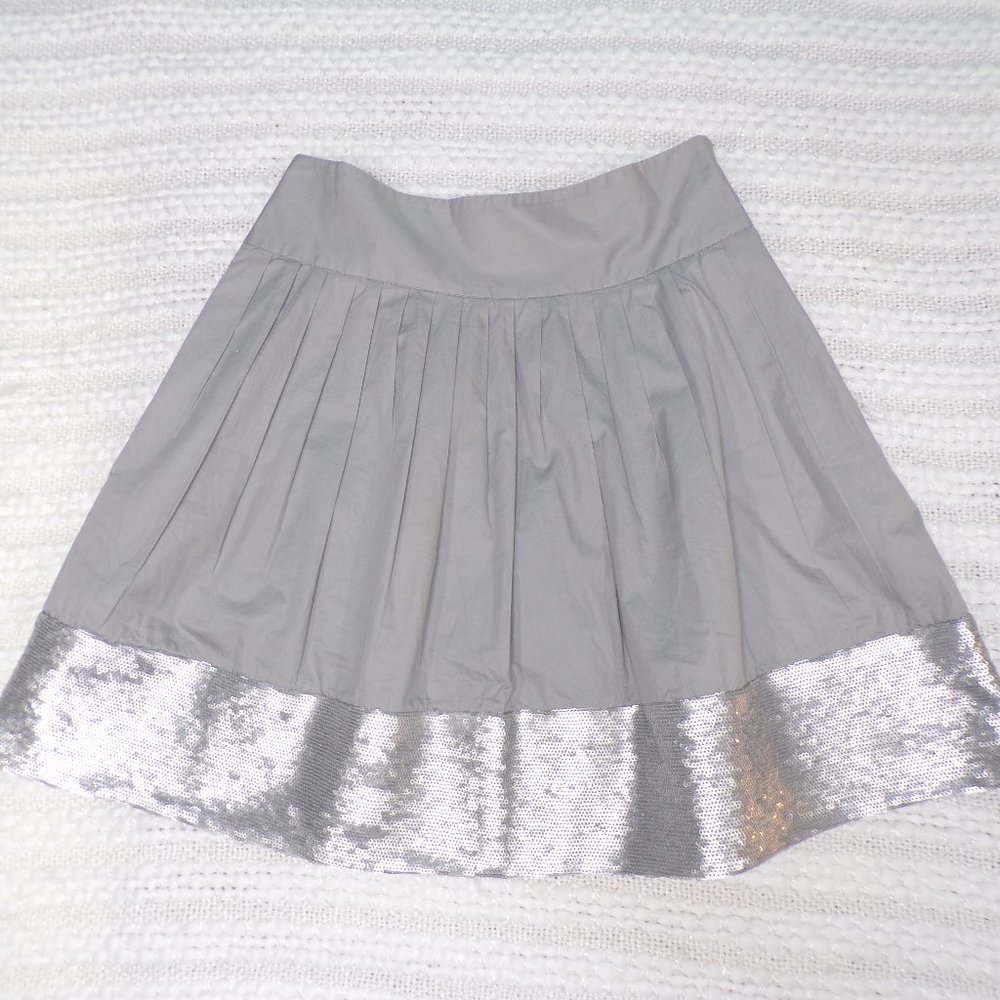 *Theory Gray with Silver Sequin Skirt, Sz 00